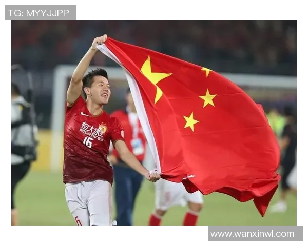 足球明星与国旗的高清图片展现足球文化的魅力与激情