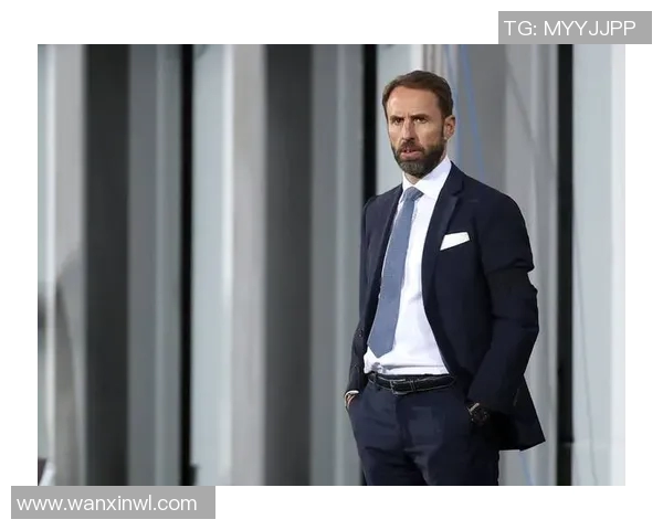 足球明星西装穿搭风格解析展现个性与魅力的时尚选择